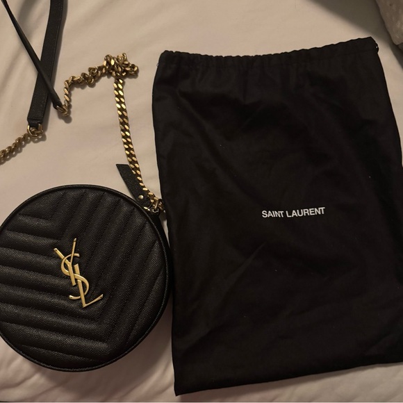 Authentic YSL Grain de Poudre Crossbody Round Camera Bag - Picture 5 of 9